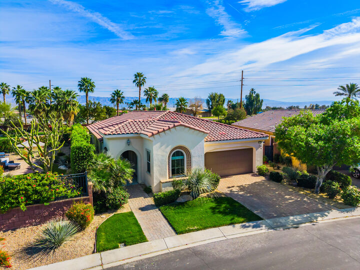 Property Photo: 51120 Mystic Tyme Drive CA 92201