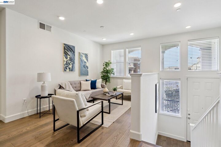 Property Photo:  5604 Pandorea Ter  CA 94560 