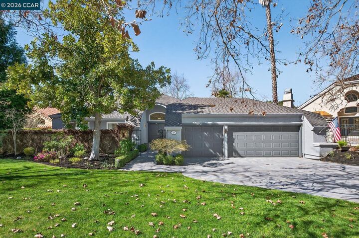 Property Photo: 29 Deer Meadow Pl CA 94506
