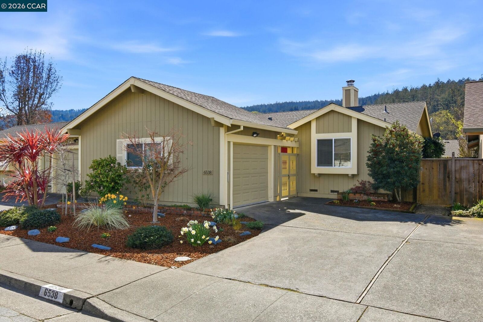 Property Photo:  6538 Stonecroft Ter  CA 95409 