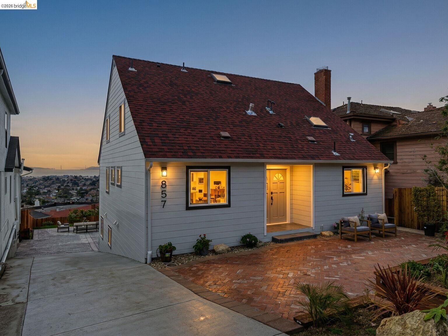 Property Photo: 857 Balra Dr CA 94530