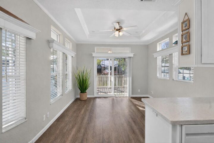 Property Photo:  44 E Bradley Street #6  FL 32550 