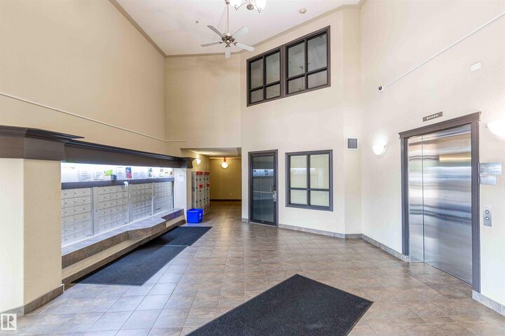 Property Photo:  7327 South Terwillegar Drive NW 7224  AB T6R 0L8 