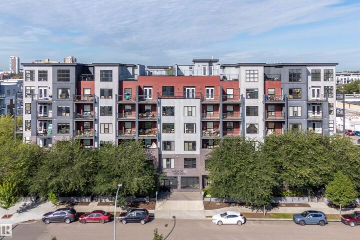 Property Photo: 10518 113 Street NW 406 AB T5H 0C6