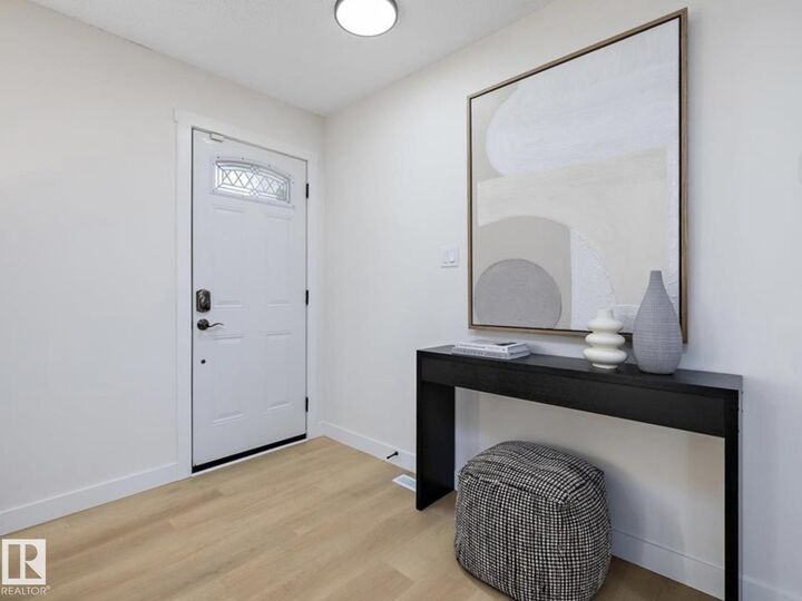 Property Photo:  14736 122 Street NW  AB T5X 1V9 