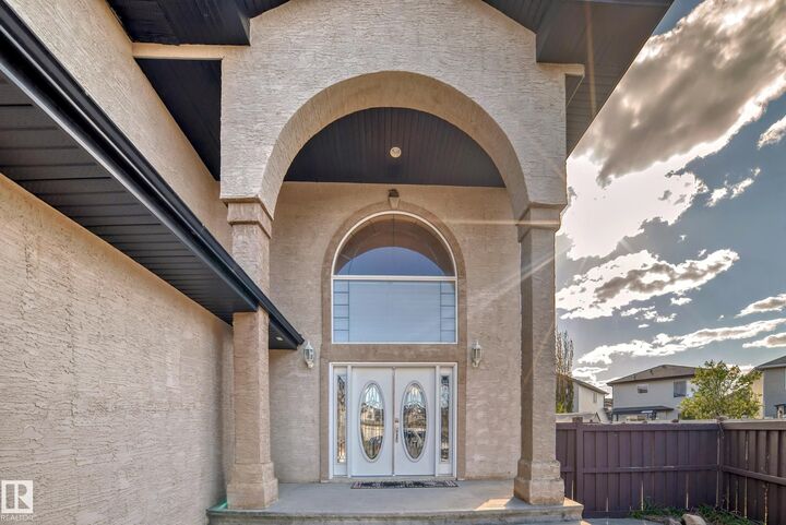 Property Photo:  16104 136 Street NW  AB T5A 3V4 