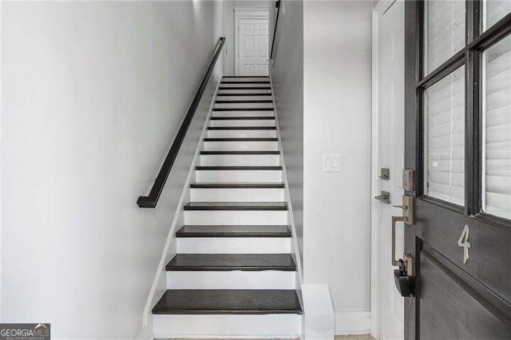 Property Photo:  3541 Roswell Road NE 4  GA 30305 