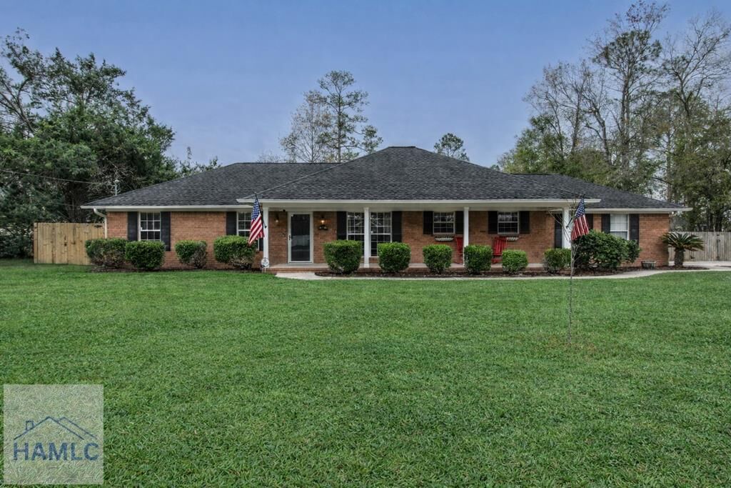 Property Photo:  8 Cameron Court  GA 31321 