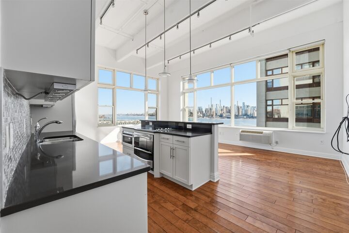 Property Photo:  1500 Washington St 10Q  NJ 07030 