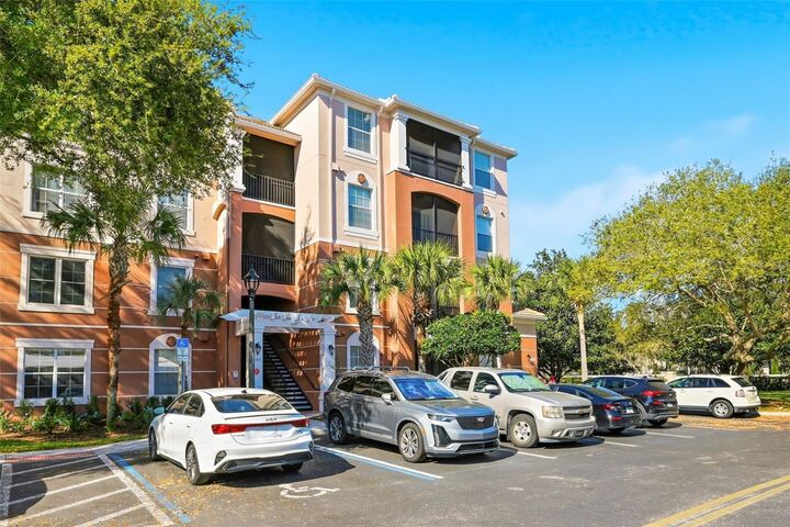 Property Photo:  1357 Venezia Court 303  FL 33896 