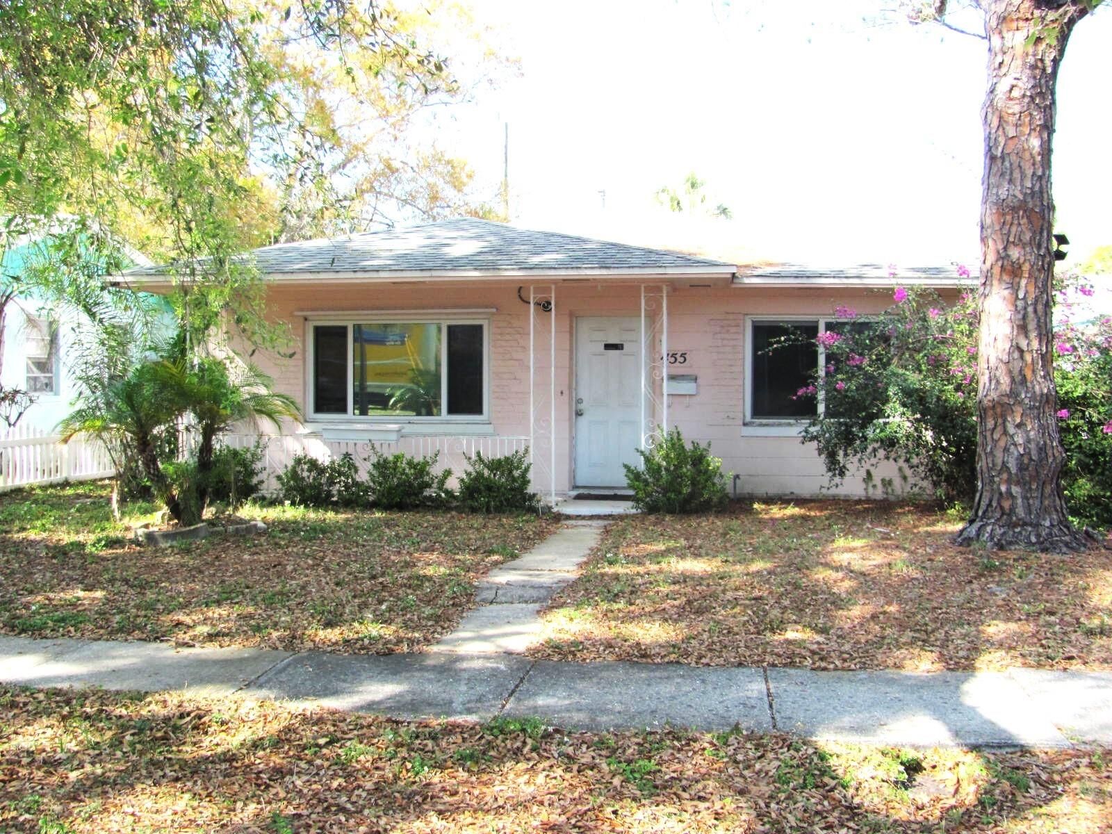 Property Photo: 455 34th Avenue N FL 33704