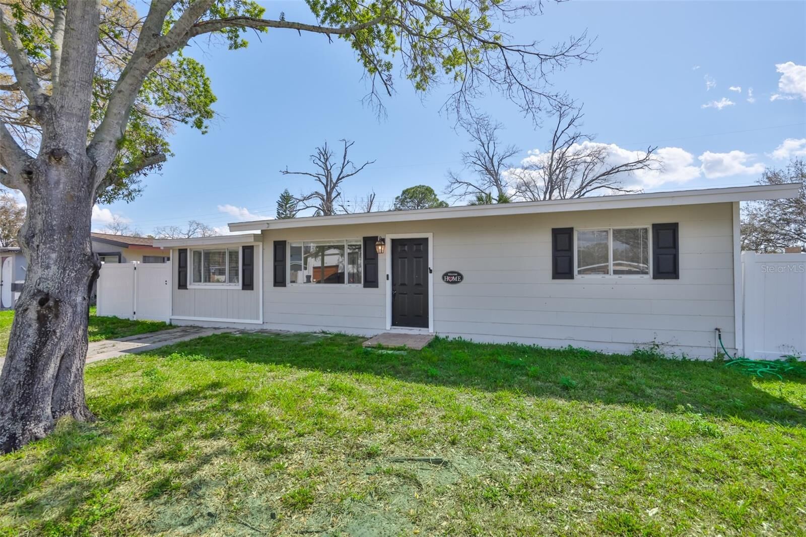 Property Photo: 4718 W Oklahoma Avenue FL 33616
