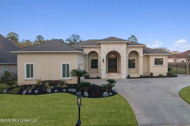 Property Photo: 5616 Via Toscana MS 39564