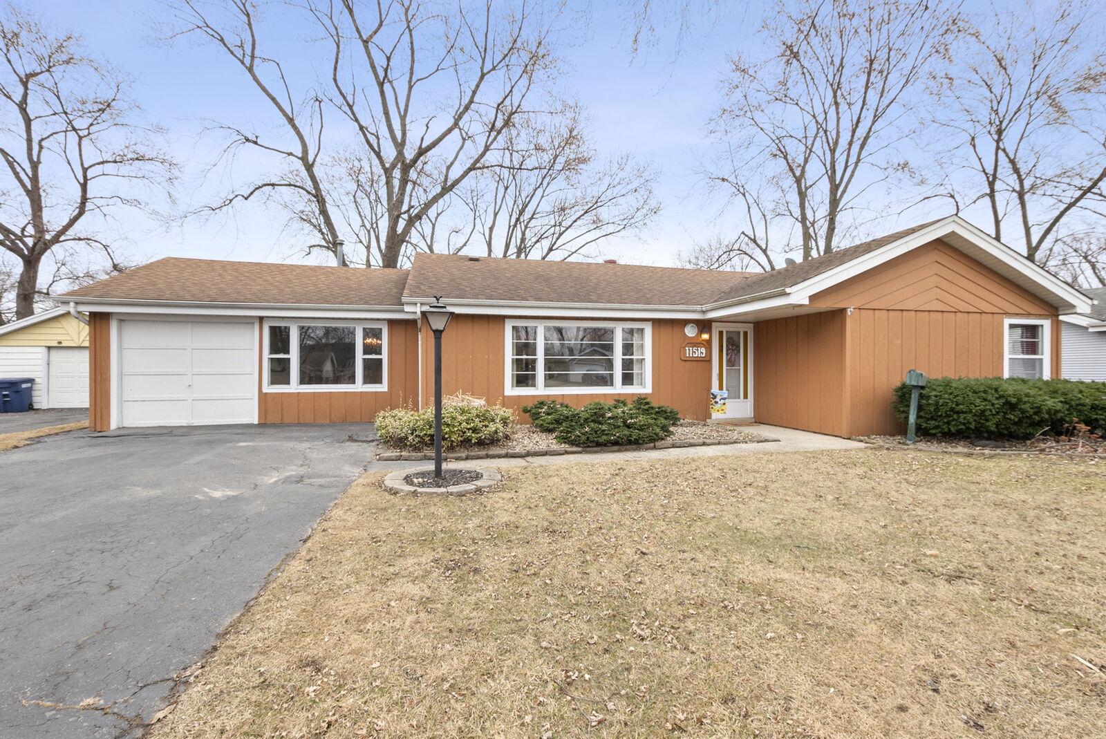 Property Photo:  11519 S Neenah Avenue  IL 60482 