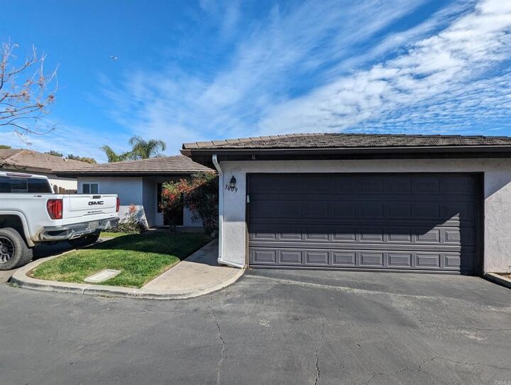 Property Photo: 3009 Saddlewood Dr CA 91902