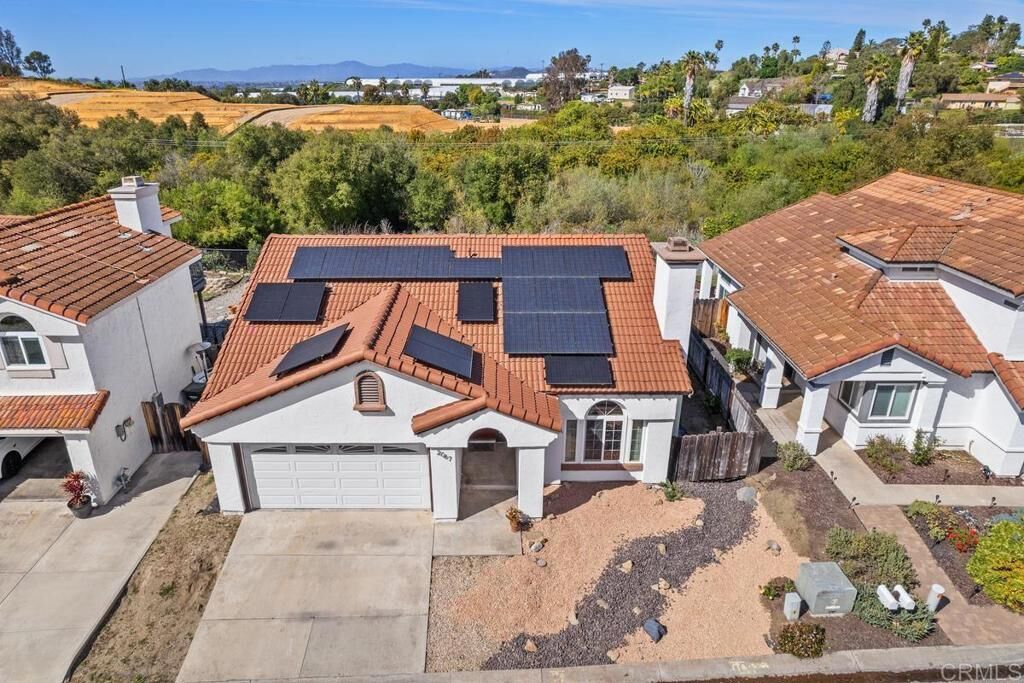 Property Photo:  2067 Paseo De Anza  CA 92084 