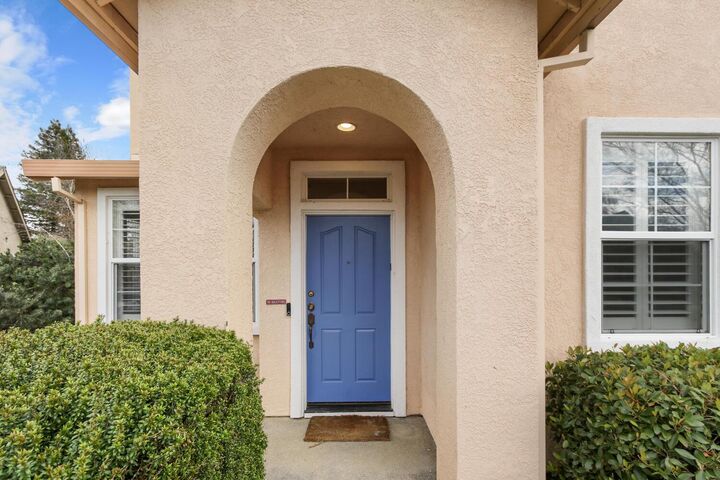 Property Photo:  2015 Bishop Place  CA 95618 