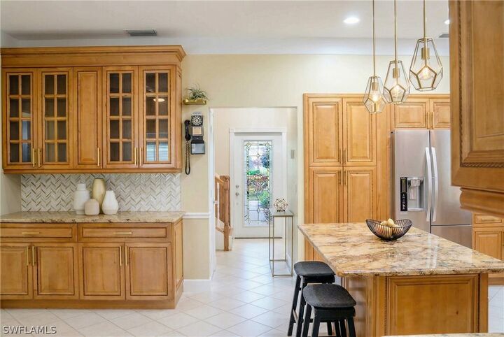 Property Photo: 25335 Pinson Drive FL 34135