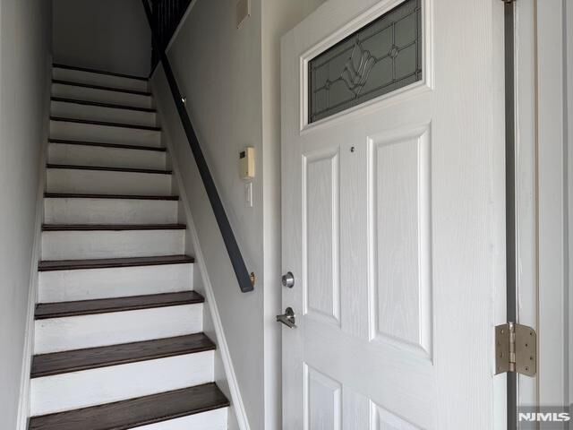 Property Photo:  903 Washington Drive  NJ 07446 