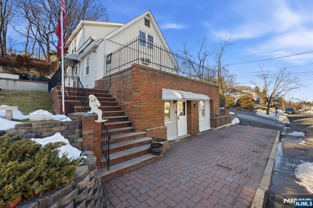 Property Photo:  160 Barnert Avenue  NJ 07512 
