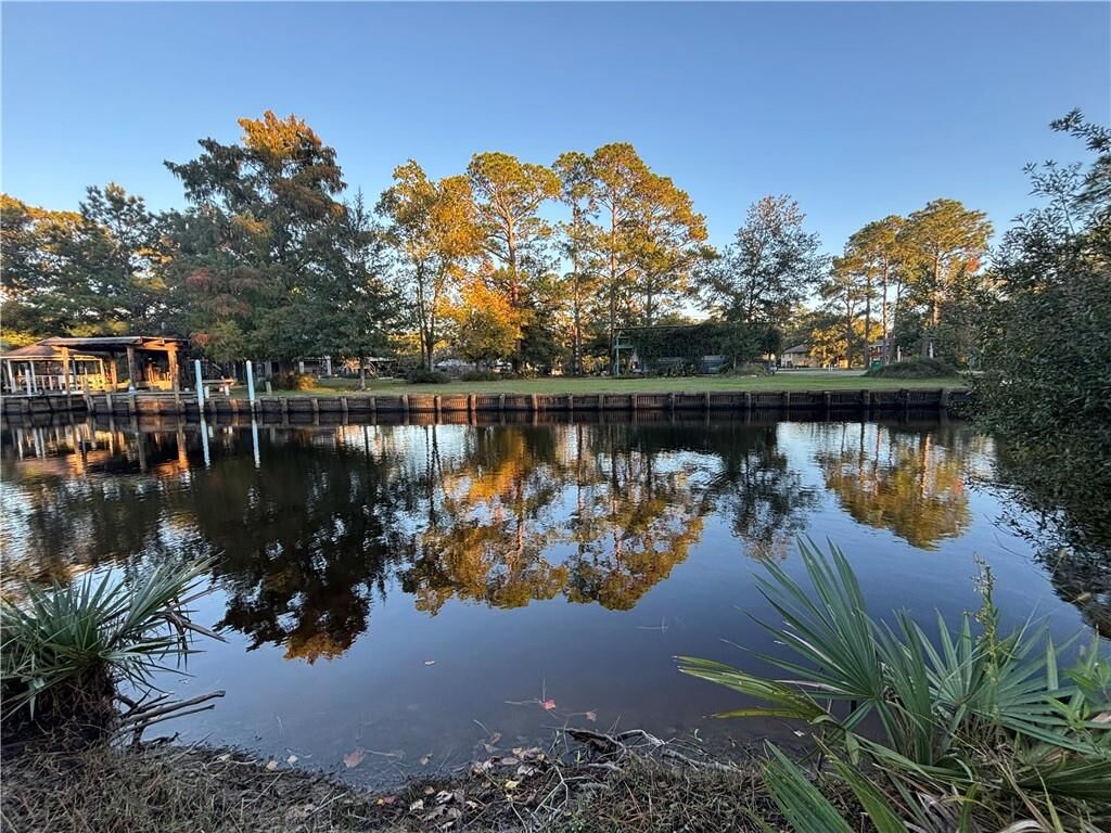 Property Photo: Muriel Lane LA 70445