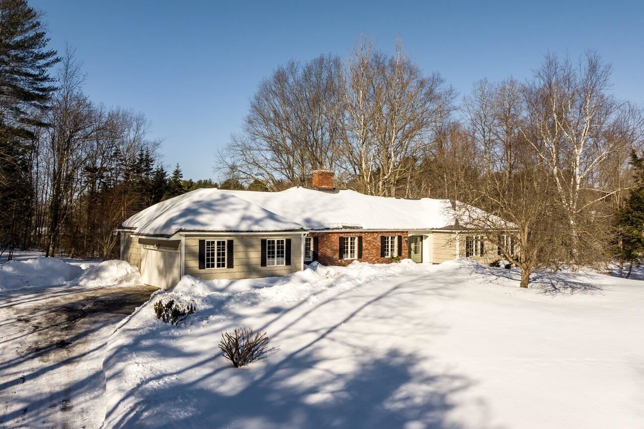 Property Photo:  23 Riverview Road  NH 03824 