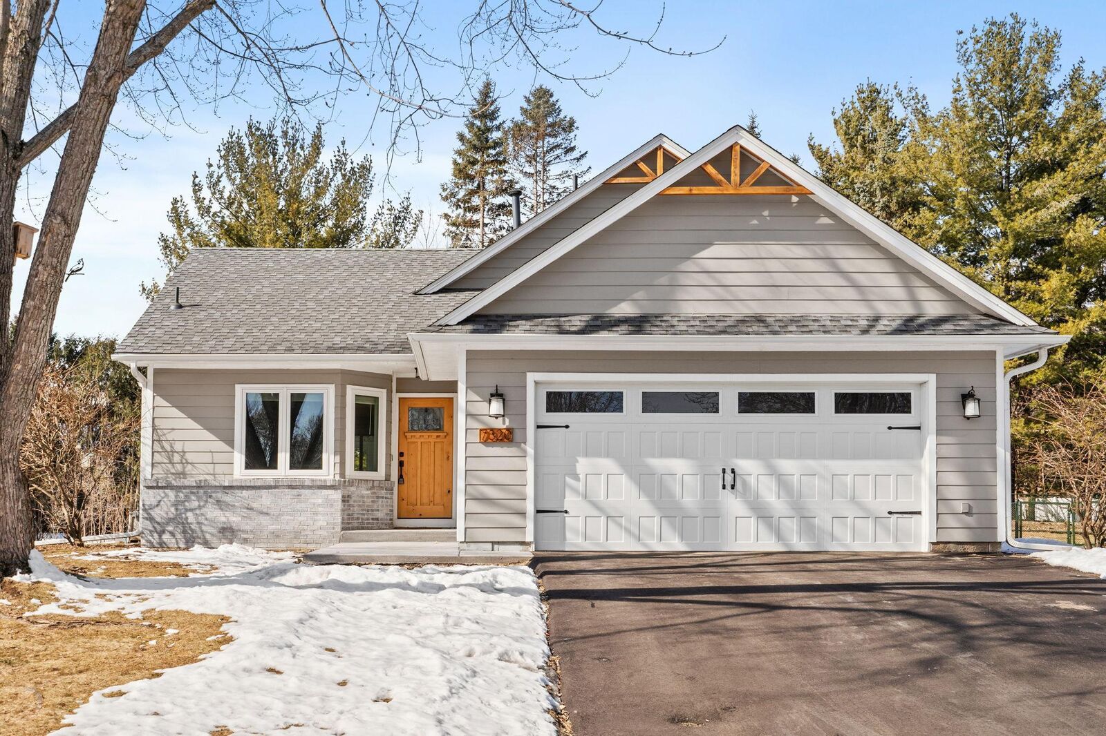 Property Photo:  7320 Hunters Run  MN 55346 