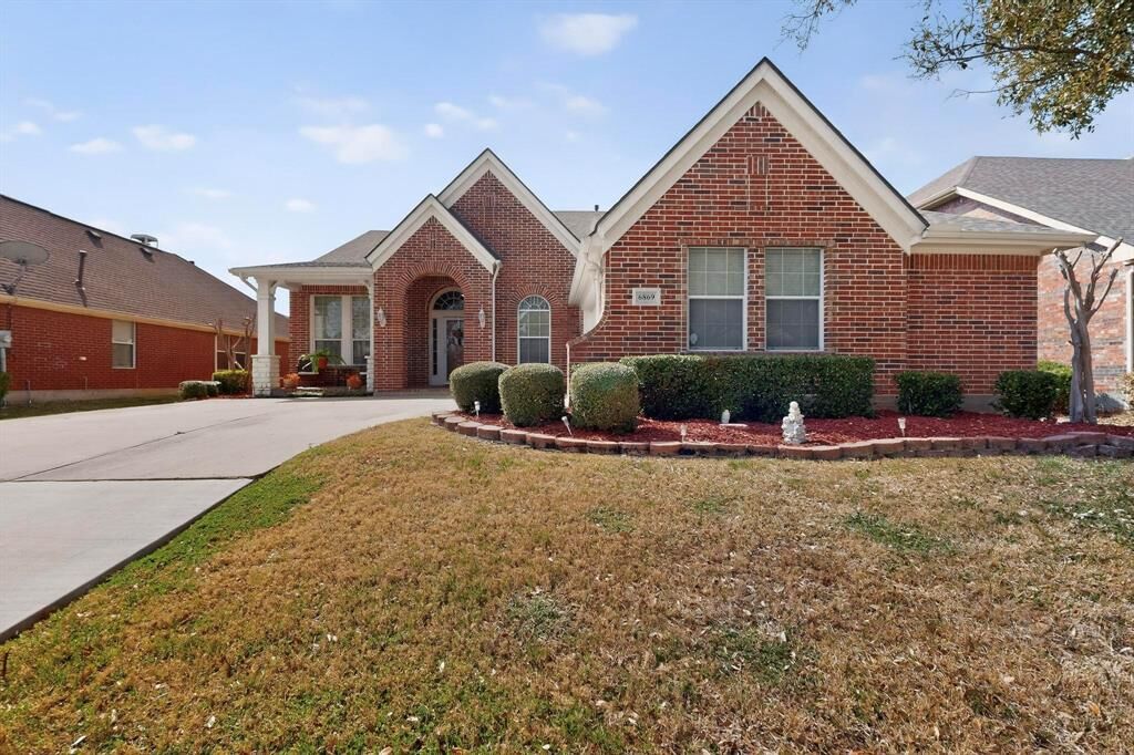 Property Photo:  6869 Capecod Drive  TX 75054 