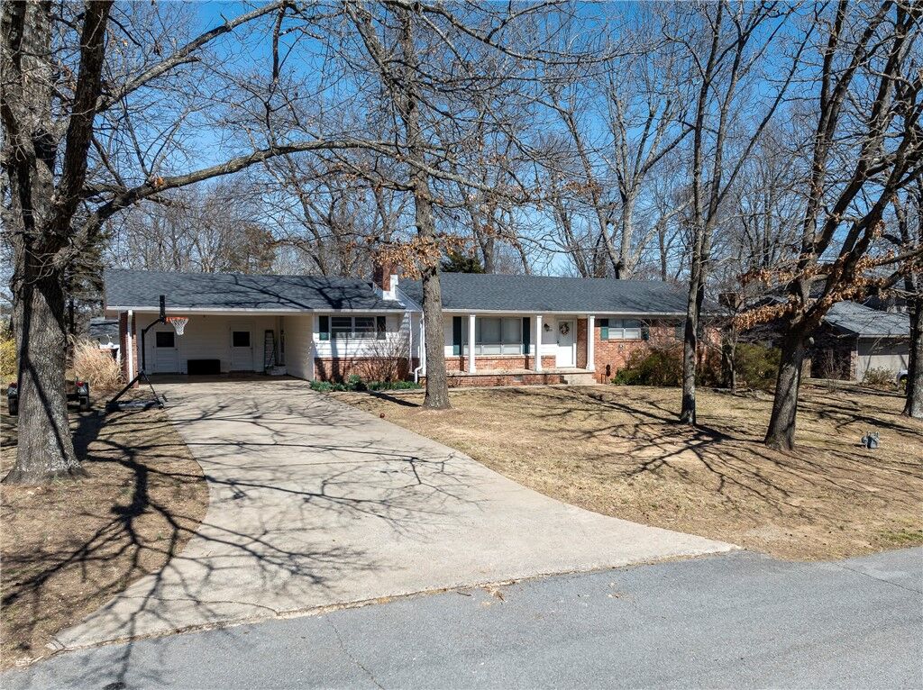 Property Photo:  500 Lake Road  AR 72764 