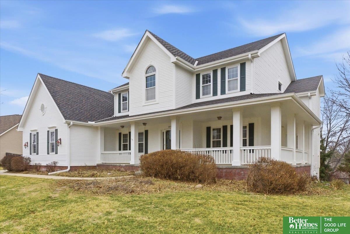 Property Photo:  1215 Cork Drive  NE 68046 