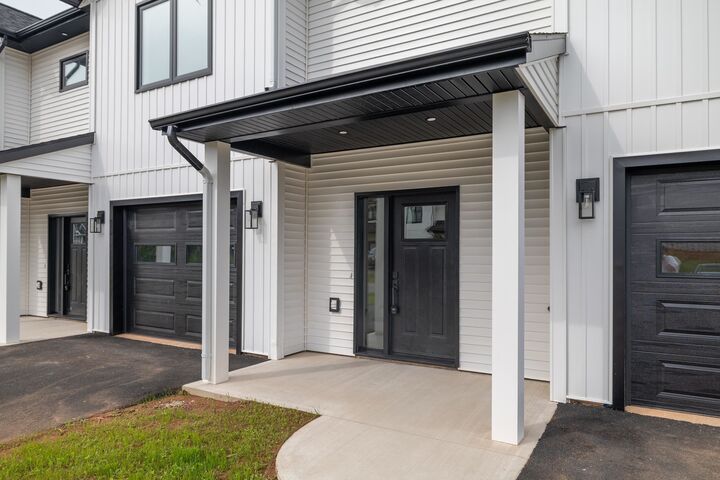 Property Photo:  45 Kelly Heights  PE C1B 4M3 