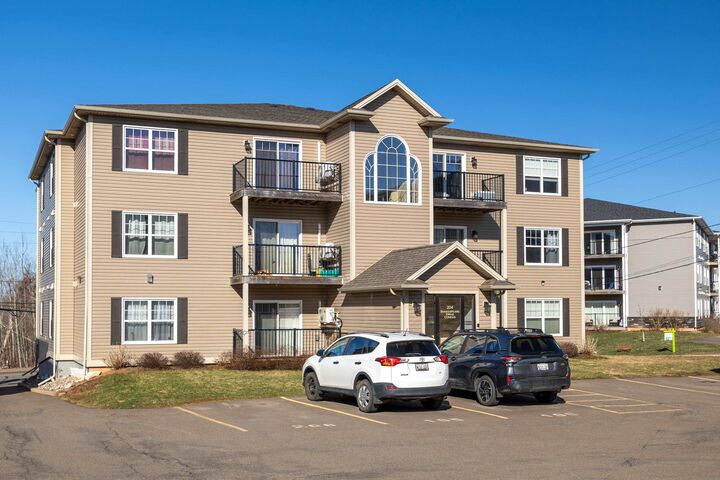 204 Shakespeare Drive 308 — photo 1