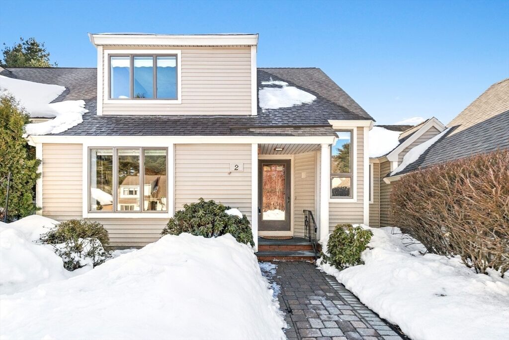 Property Photo:  2 Wedge Court 2  MA 01864 