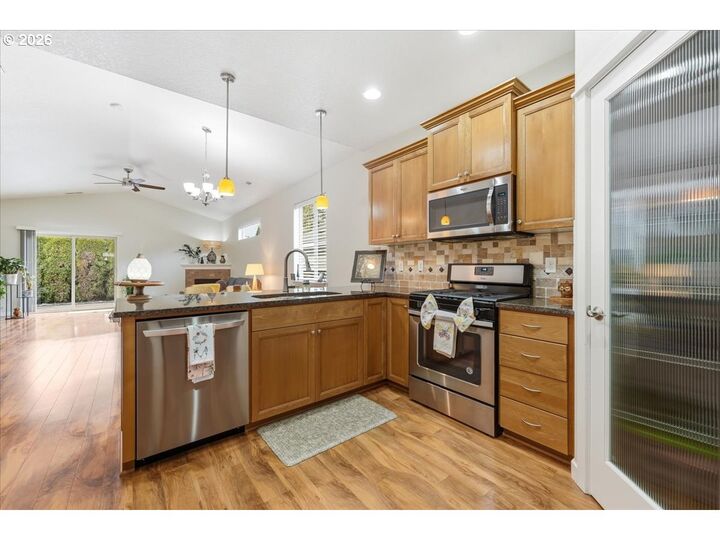 Property Photo:  5022 NE 29th Ave  WA 98663 