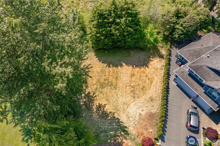 Property Photo: 16 Seaside Drive WA 98230