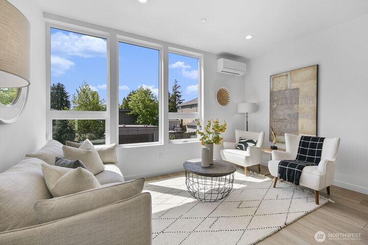 Property Photo:  8833 B  Wallingford Avenue N  WA 98103 