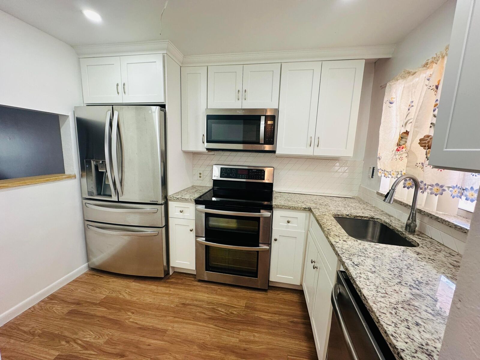 Property Photo:  9900 Sunrise Lakes Boulevard 201  FL 33322 