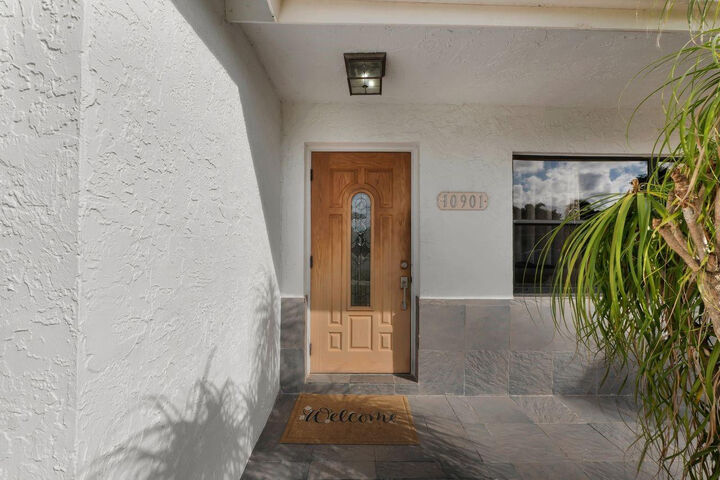 Property Photo:  10901 Granite Street  FL 33428 