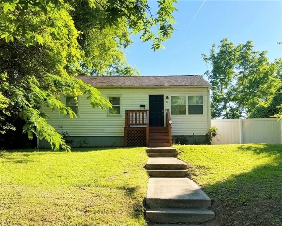 Property Photo:  60 Sycamore Ave  VA 23607 