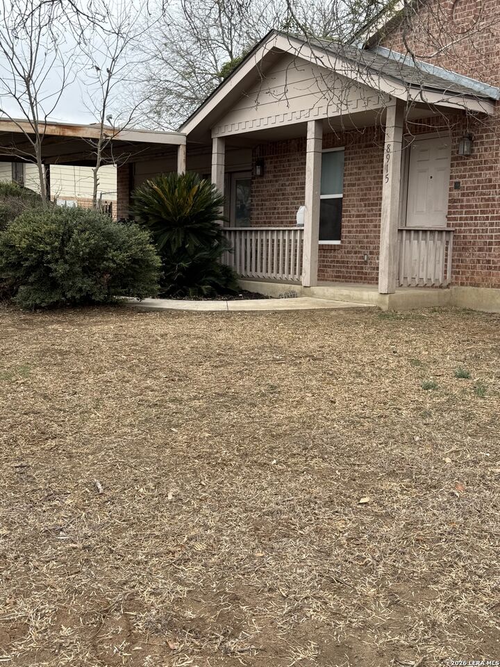 Property Photo:  8915 Slumber St  TX 78109 