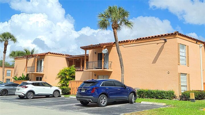 Property Photo:  7220 Fairway Dr G8  FL 33014 