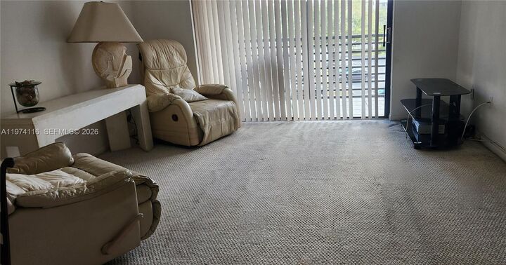 Property Photo:  1100 Colony Point Cir 316  FL 33026 