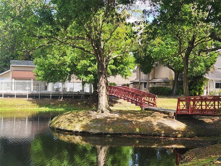 Property Photo:  7184 Sportsmans Dr 7184  FL 33068 