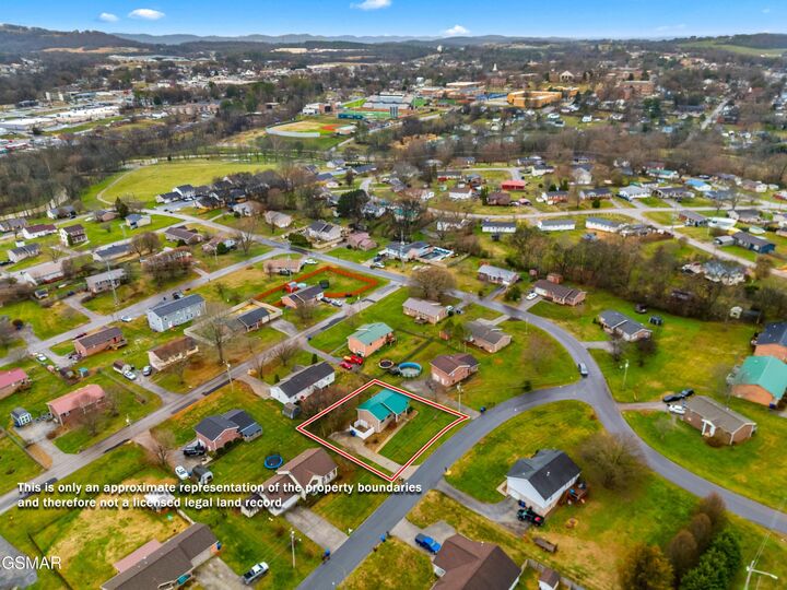 Property Photo: 409 Clearbrook Drive TN 37760