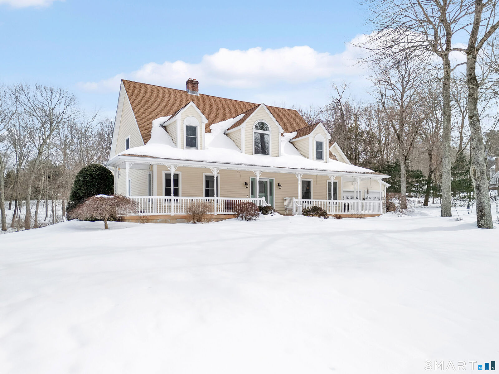 Property Photo:  16 Higgins Way  CT 06084 