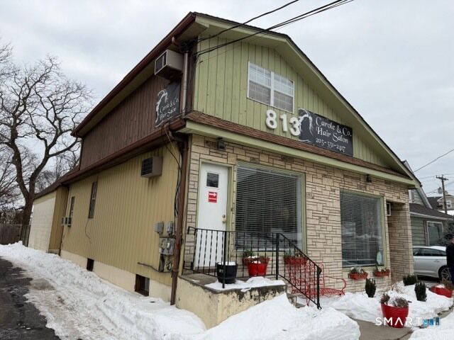 Property Photo: 813 Kings Highway East CT 06825