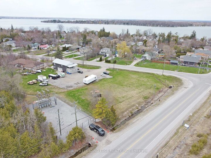 Property Photo: 1035 Metro Road N ON L4P 3E9