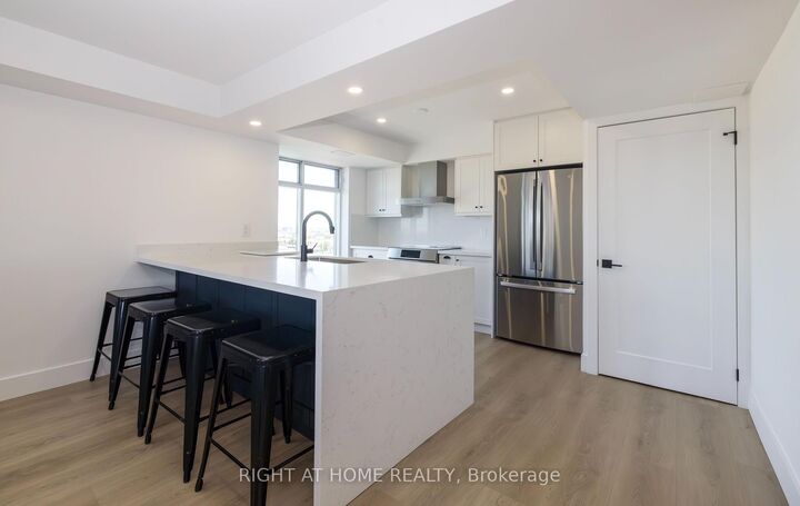 Property Photo: 135 Pond Drive 1508-1509 ON L3T 7V6
