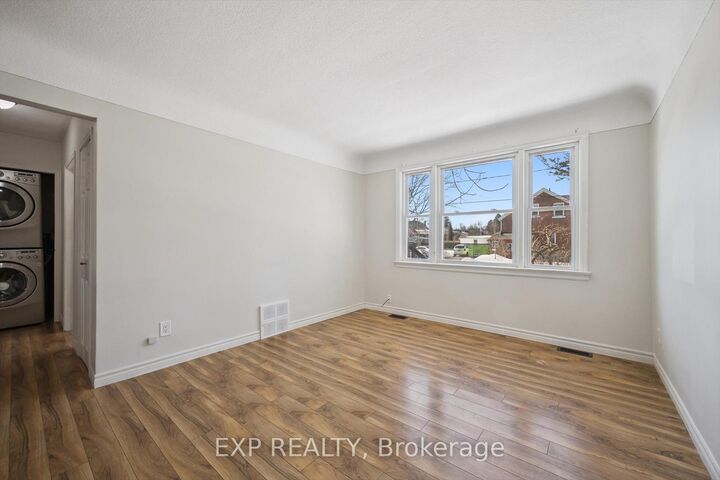 Property Photo: 253 Sydney Street S ON N2G 3V8