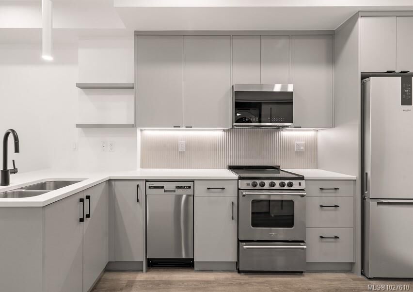 Property Photo:  610 Lampson St 308  BC V9A 0L4 